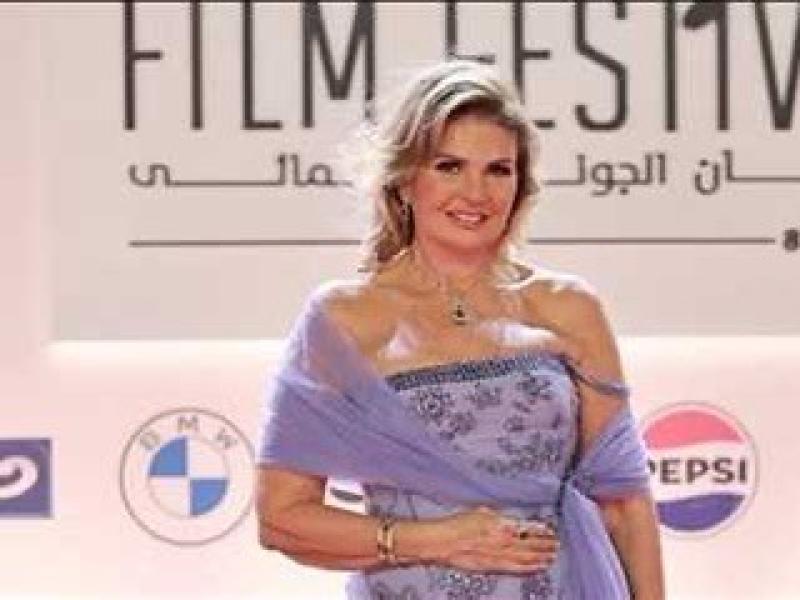 يسرا: «قالوا عني الفنانة المعلبة.. وبداياتي شهدت فشل أول 25 فيلماً شاركت فيها».