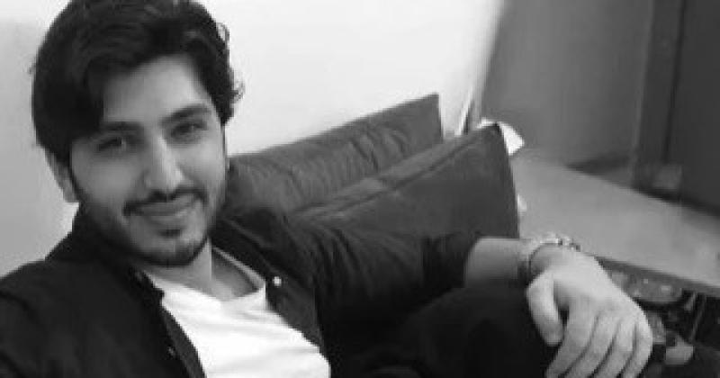 محمد فضل شاكر يدعم والده بأغنية ”إلى أبى”