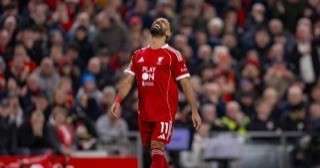 حملة من أساطير الدوري الإنجليزي ضد محمد صلاح بعد تراجع نتائج ليفربول