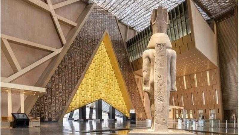 5 مزايا للمتحف المصري الكبير ... هرم رابع ومراكب شمس