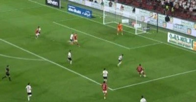 هجوم متبادل من الأهلي والزمالك والتعادل السلبي يفرض نفسه بعد 30 دقيقة