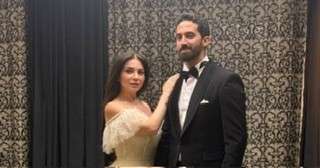 تعرف على أحمد تيمور.. عريس مي عز الدين الذي خطف الأنظار!