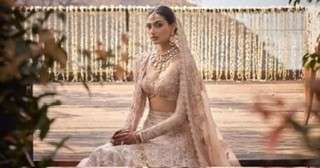 5 تسريحات شعر موضة 2026 على الطريقة الهندية ممكن تجربيها فى فرحك