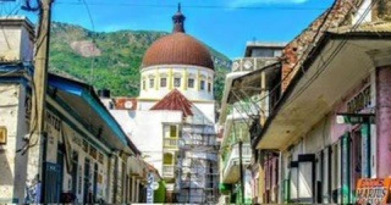 أمريكيان يخططان لغزو جزيرة بجنود من المشردين: وصفوا الوضع بأنه عودة للعصور الوسطى.