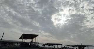 تغير مفاجئ في الطقس.. غيوم كثيفة تحجب الشمس عن الصعيد وسيناء.