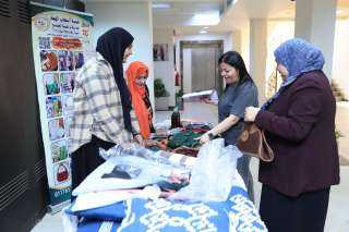 المجلس القومي للمرأة ينظم ممثلاً في لجنة المشروعات الصغيرة وريادة الأعمال برئاسة الدكتورة نيفين جامع، لقاءً بعنوان “قوتي في مشروعي.