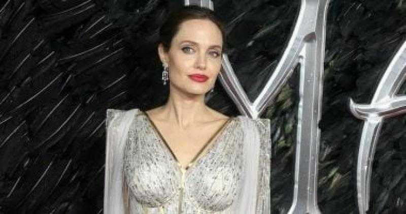 أنجلينا جولى تعود إلى الأدوار الدرامية فى فيلمها الجديد Sunny