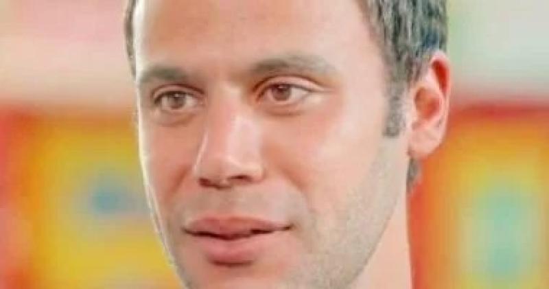 كلمات مؤثرة من محمد إمام في نعي عمته وطلب الدعاء لها