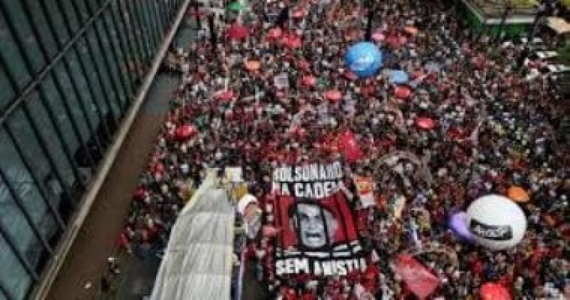 البرازيل تنتفض.. «لا عفو» ضد تخفيف عقوبة بولسونارو يجمع عشرات الآلاف