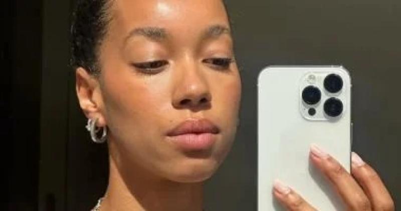 أطلقي جمالك في الجامعة.. 4 خطوات لمكياج هادئ وجذاب