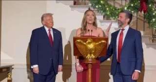 نجله جونيور يخطُب.. ترامب يعلن ونيويورك تايمز تشير إلى أنها الثالثة نجله جونيور يخطُب.. ترامب يعلن ونيويورك تايمز تشير إلى أنها الثالثة