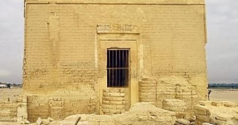 الفيوم تحتفل بتعامد الشمس على قدس الأقداس بمعبد قصر قارون