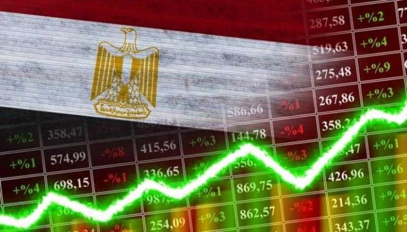 اقتصاد تحت الضغط: عام من ارتفاع الوقود وتذبذب الأسعار يعيد تشكيل الأسواق المصرية