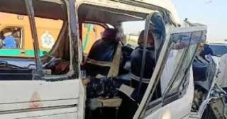 إصابة 22 شخصا فى انقلاب سيارة عمالة زراعية بصحراوى البحيرة