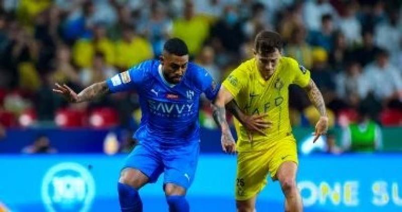 كلاسيكو ناري يجمع الهلال ضد النصر في الدوري السعودي الليلة