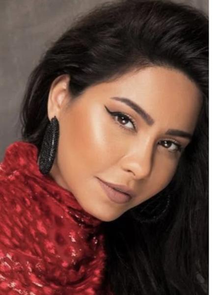 تداولت الأوساط اسم زينة كمنقذة لشيرين عبد الوهاب، فيما التزمت الأخيرة الصمت.