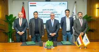 باستثمارات 16 مليون دولار.. اقتصادية قناة السويس توقع عقد مشروع ”Nile Ferro Alloys” الهندي للسبائك المعدنية في ”وادي التكنولوجيا” بسيناء