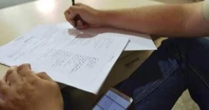 سقوط عصابة «تسريب الامتحانات» بالأقصر وسوهاج بعد خداع الطلاب عبر السوشيال ميديا