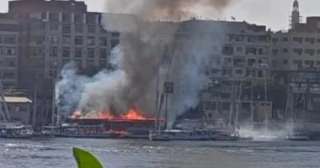 حريق ضخم يلتهم مطعمًا على كورنيش أسوان ويثير حالة من الذعر.