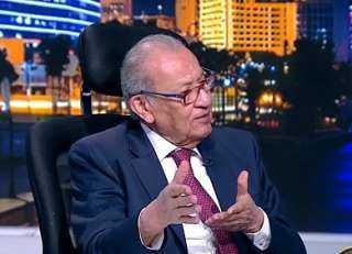 إبراهيم المعلم: حرف واحد تسبب في منع كتاب «زكي نجيب محمود» في تونس