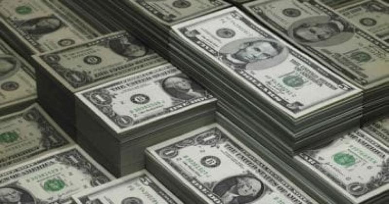 استقرار سعر الدولار مقابل الجنيه فى بداية تعاملات اليوم الأحد