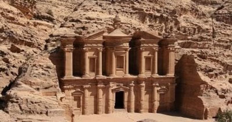 اكتشافات أثرية جديدة تعيد رسم ملامح نظام المياه فى مدينة البتراء