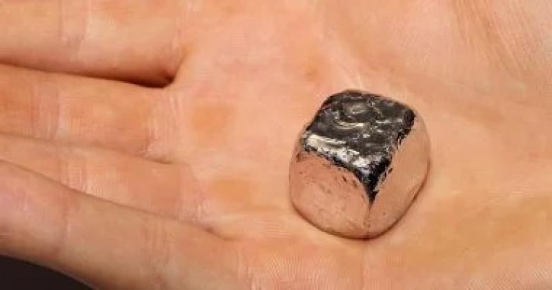 سعره أعلى من الذهب والألماس.. تعرف على أغلى معدن في العالم وأبرز استخداماته