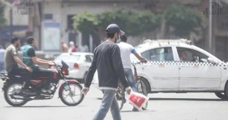 الطقس غدا.. انخفاض بالحرارة وأمطار ببعض المناطق والعظمى بالقاهرة 22