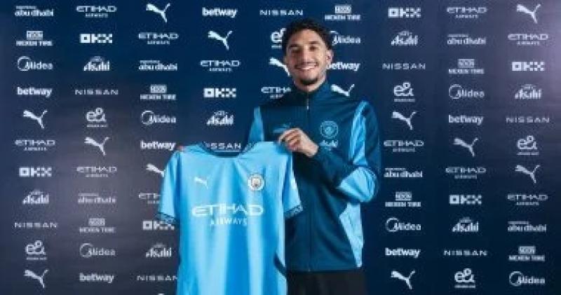 عمر مرموش أغلى لاعب عربي فى عالم كرة القدم برقم تاريخي