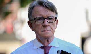 زلزال إبستين.. بريطانيا تعتقل سفيرها السابق في واشنطن زلزال إبستين.. بريطانيا تعتقل سفيرها السابق في واشنطن