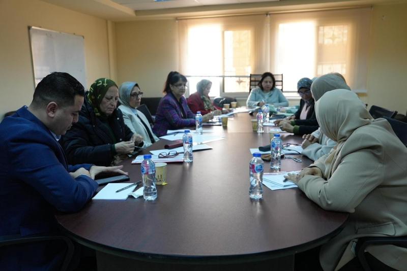 لجنة الصحة والسكان بالمجلس القومي للمرأة تعقد مائدة مستديرة حول رعاية وتمريض المسنين