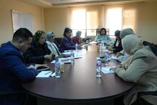 لجنة الصحة والسكان بالمجلس القومي للمرأة تعقد مائدة مستديرة حول رعاية وتمريض المسنين