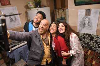 طارق الشناوى منتقدًا «فاميلى بيزنس»: «محمد سعد اشترى فيلم مسروق»