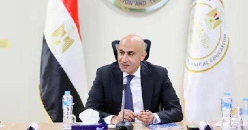 تفاصيل قرار وزير التعليم بمنح الطلاب والمعلمين إجازة لسوء الأحوال الجوية