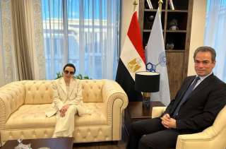 نجاة الصغيرة تتصدر مواقع التواصل بعد كشف صورة مزيفة بالذكاء الاصطناعي نجاة الصغيرة تتصدر مواقع التواصل بعد كشف صورة مزيفة بالذكاء الاصطناعي