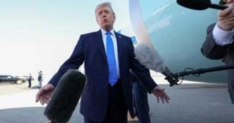 ترامب يلمح للتخلي عن الناتو