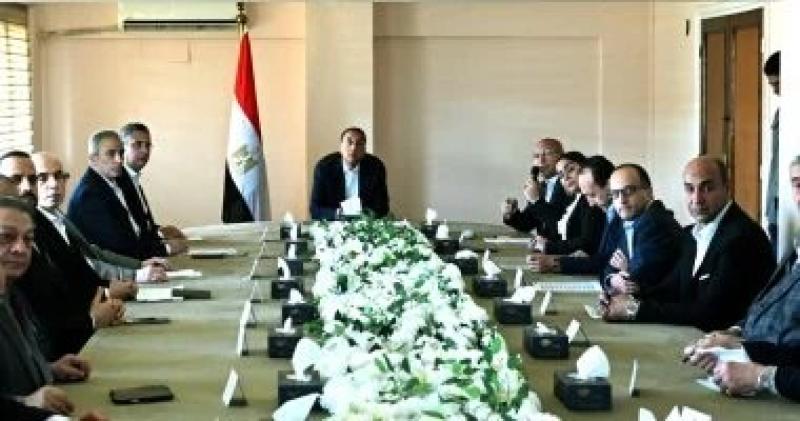 رئيس الوزراء: مشكلة الطماطم طارئة والسعر الآن من 15- 20 جنيها بسوق الجملة