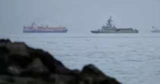 بريطانيا: دول العالم عازمة على استخدام جميع الوسائل لإعادة فتح مضيق هرمز