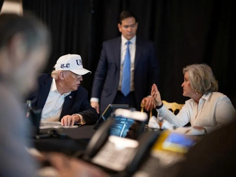 وايلز وفانس أبرز الأصوات.. تحذيرات داخل البيت الأبيض من تداعيات حرب إيران