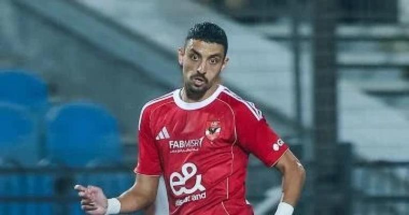 الأهلي يفتح باب الرحيل أمام طاهر محمد طاهر فى الميركاتو الصيفى