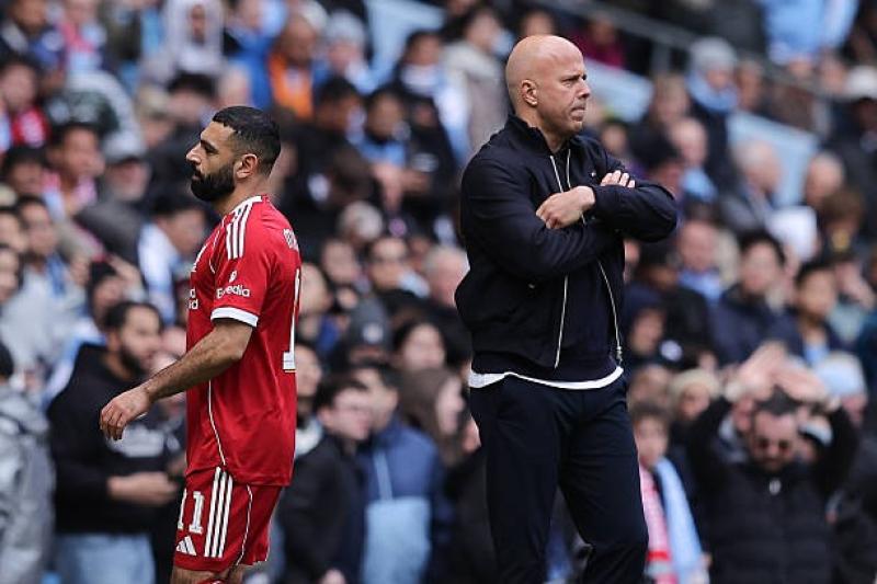 سلوت: ركلة جزاء صلاح الضائعة تُلخص موسم ليفربول