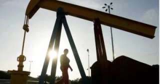 ارتفاع أسعار النفط بشكل متواصل اليوم وسط تصاعد التوترات في الشرق الأوسط ارتفاع أسعار النفط بشكل متواصل اليوم وسط تصاعد التوترات في الشرق الأوسط