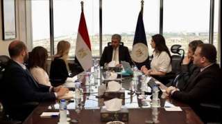 وزير السياحة والآثار يبحث مع مدير شركة “فيزا” مصر وليبيا والسودان آفاق... وزير السياحة والآثار يبحث مع مدير شركة “فيزا” مصر وليبيا والسودان آفاق الشراكة الاستراتيجية لدعم تجربة السائح في مصر