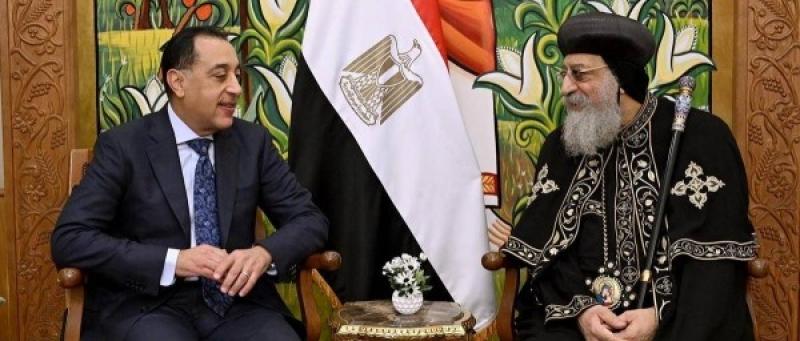 رئيس الوزراء يهنئ البابا تواضروس الثاني بعيد القيامة المجيد