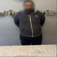 فيديو كشف الواقعة.. القبض على المتهم بسرقة صندوق تبرعات مسجد في الزاوية الحمراء