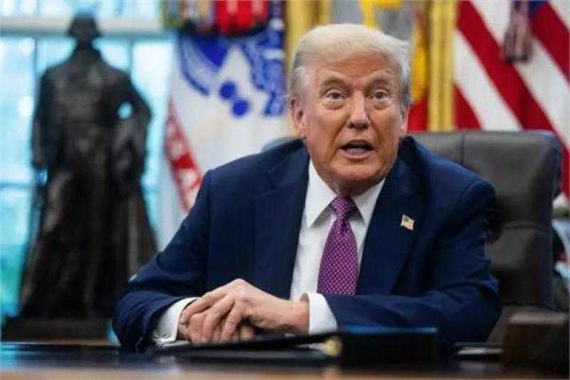 عاجل.. تصعيد جديد.. ترامب يلمح لفرض حصار بحري على إيران