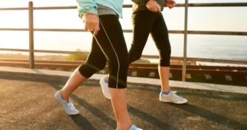 المشى من 1700 إلى 5500 خطوة يومياً يخفض خطر الإصابة بالأمراض المزمنة