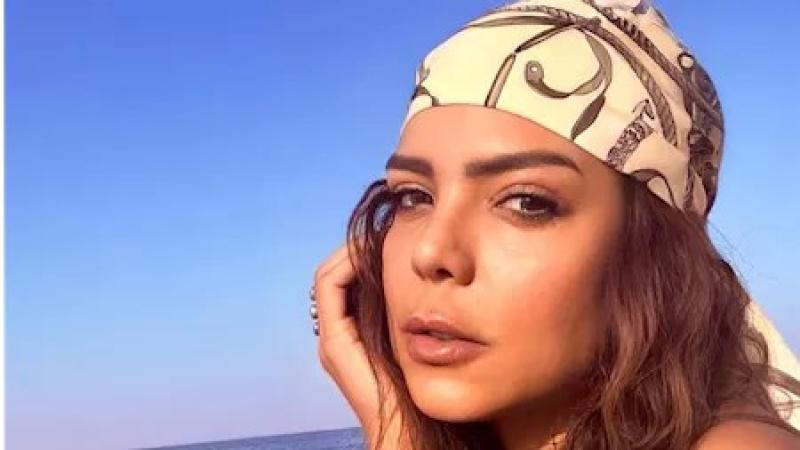 15 صورة.. ناهد السباعي تستمتع بشم النسيم وسط البحر مع الأصدقاء