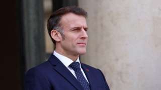 ماكرون: الأدلة تشير إلى أن حزب الله مسؤول عن الهجوم على قوات يونيفيل