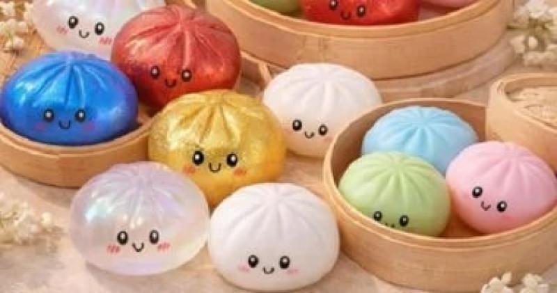 سمعت عن تريند الدمبلينج؟.. كرة ضغط بشكل جديد تثير الجدل وتحذيرات نفسية